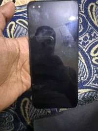 انفكس نوت ٨ • ١٢٨ • ضهر مكسور