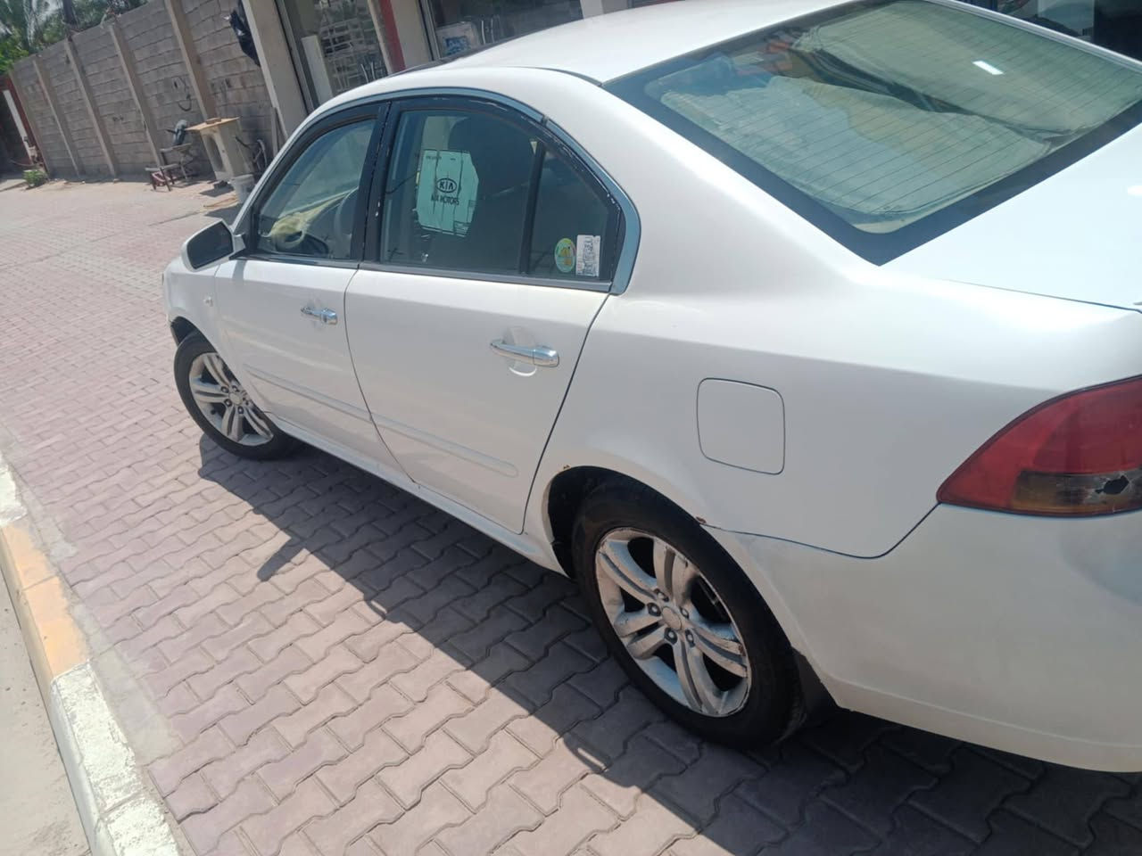 السلام عليكم❔
للبيع اوبتما موديل 2010🧿
فول مواصفات 📍
فتحه سقف 🔹
تحكم ستيرن من الجهتين ❗
تبريد خير من الله ❄
تخم تاير جديد 🗯
رقم اربيل السنويه نافذة وراي السنويه والرقم اني اجدد 🚏
السياره كير ومحرك كفاله ❗
محرك 2000🧿
حداديه 89٪🚦
السعر 110وبيها مجال 
والسياره احله من الصوره بشكل 🧿
وتجي واشوف بعينك وبيك خير وتدلل 🤍
مكان السيارة واسط الزبيديه 📍
للستفسار اتصل على الرقم التالي 
***********
