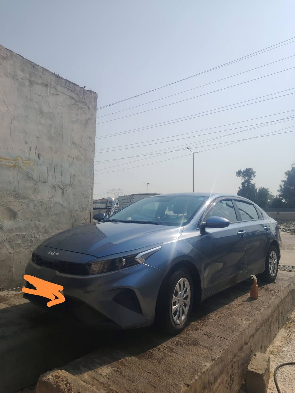 كيا سيراتو 2023 خليجي
رقم بغداد
محرك 1600
كير AT
السيارة باسمي تحويل ثاني يوم
صور السونار والضربة مرفقة بالمنشور
الضربة خفيفة جداً
شخوط بدون دواخل
السيارة خير من الله جاهزة من كل شيء
مرات ما أحصل محسن
 أدير عادي والله اي دوانز ماكو
سيارة اقتصادية جداً

مكاني : بغداد /التاجي مقابل سيطرة الشؤون
رقم صاحب السيارة : ***********
