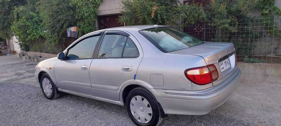 نیسان سنی 2003هەمو گیانی بەشەرت گێڕ مەکینە تەبرید توندوتۆڵی چوار تایەو ویلی لۆک  هیچ لێدرانی نیە  سەیارەکە ساغە بڕاوە نیە 44گەڵاو محاملە گۆڕینەوەش دەکەم بەشتێ بەدڵم بێ ***********

