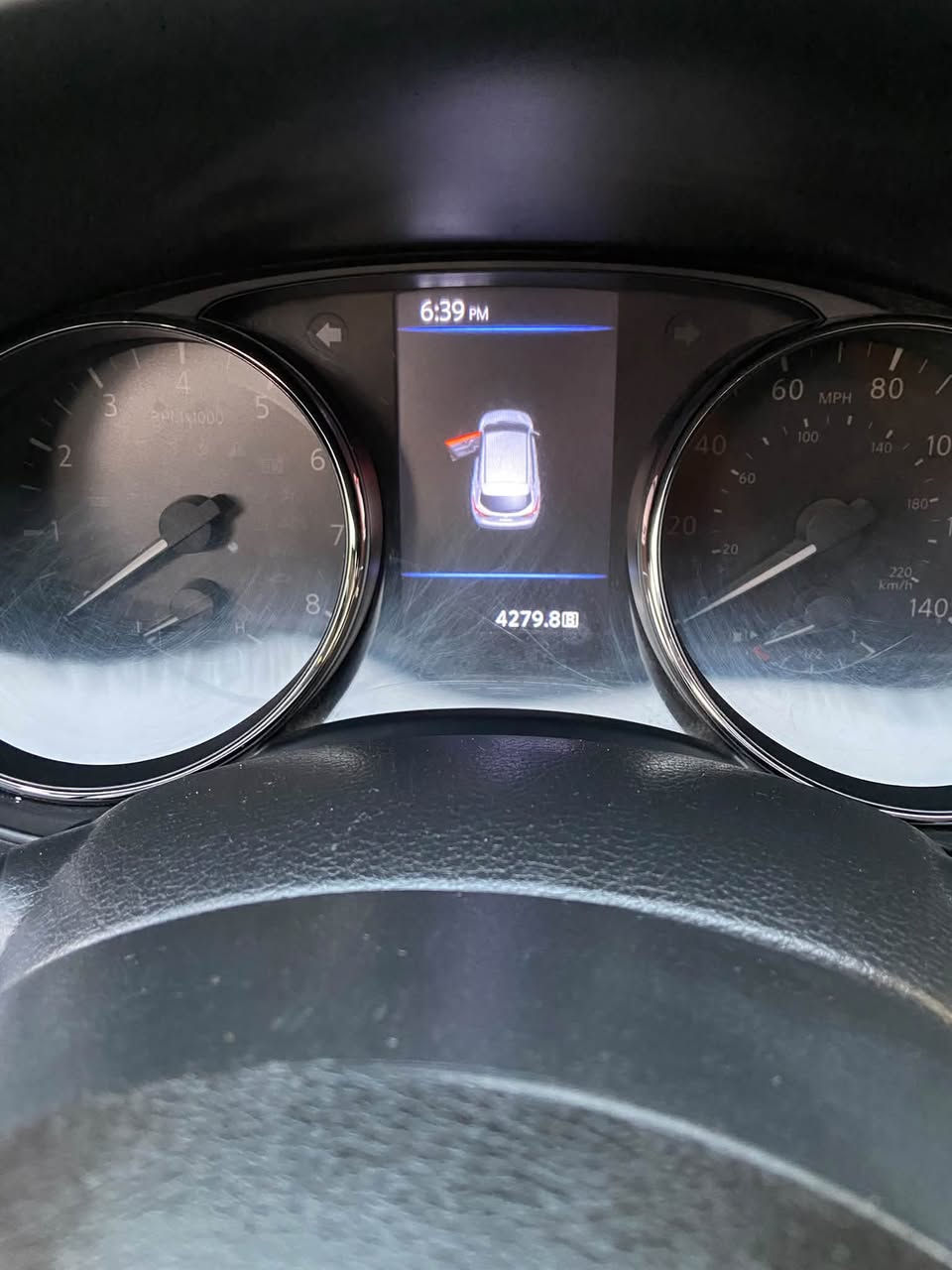 سلام عليكم للبيع
Nissan Rouge 2021 

السيارة وراد امريكي صور الحادث مرفقة بل منشور 

مكينة 2000 4 سلندر دفع رباعي 

ماشية 42 الف ميل 

مكاني بغداد الشعب 

السعر 160 وبيهة مجال 

 ‭***********‬
