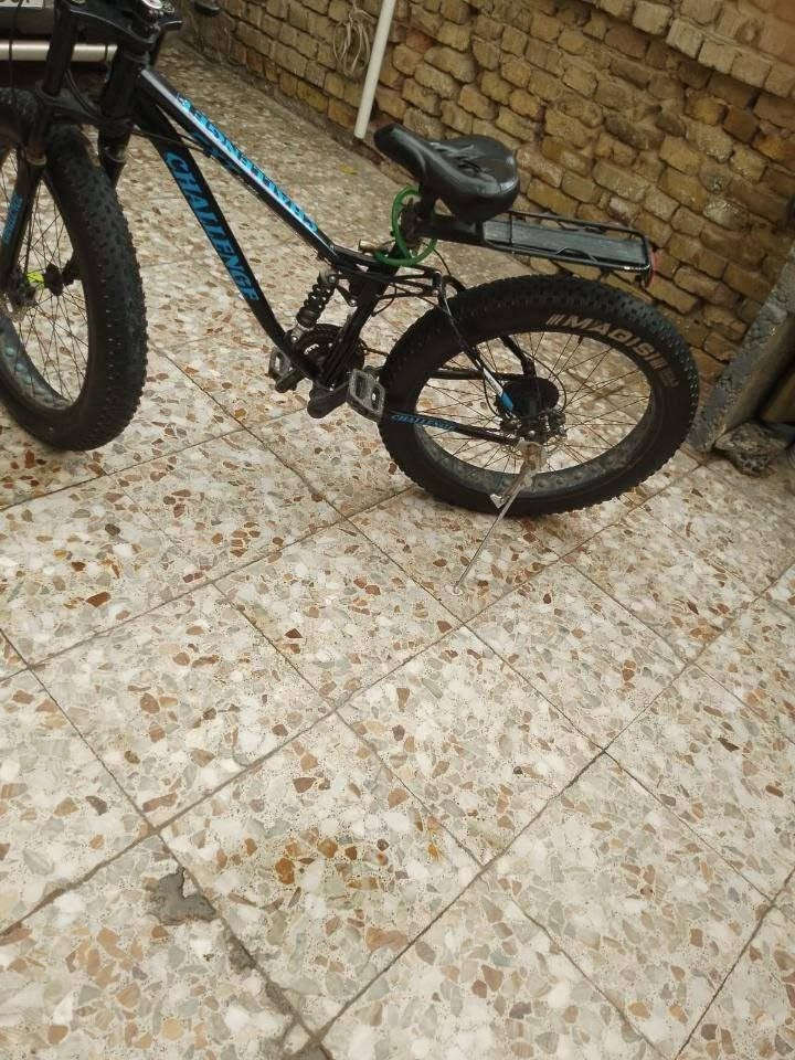 السلام عليكم
بايسكل للبيع جبلي دبابة البايسكل جديد السعر 140 وبي مجال
المكان بغداد البلديات شارع الكهرباء 
للاستفسار رقم(***********)
