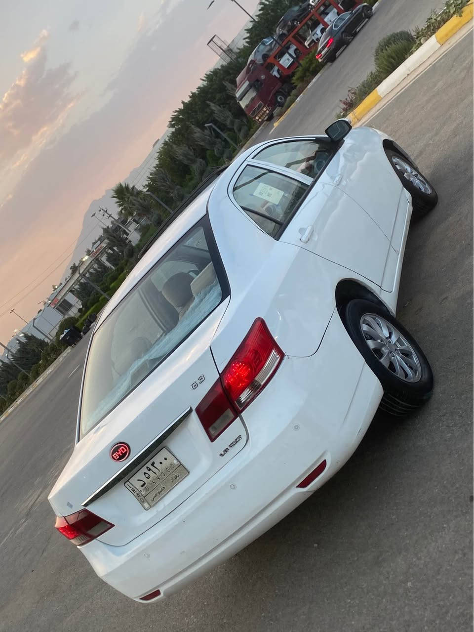 BYD G3 2013
فول موسفات 
گير ئوتوماتيك + S
سلايت
كوشن بلد
ناو زه رد
حاسه 
شاشه ئايپاد 
گيج ئه ليكترؤنى
ڤوليوم 
بلاجكتور 
لايت عه ده سه 
ته بريد له سه ر سويچ
چوار ججام كاره با
قفل مه ر كه زى 
ئاوينه كاره با 
ئاوينه ئيشاره ت 
لايت كامل زينون 
چوار ويلى لوك 
ماشالله سه ياره كه زور نازداره 
سه نه وى عاج اسلى به شه رت ئه وه ليات 
گير مه كينه به شه رت 
ده عموو ليدراوى نييه 
كاره باى كامل مزبوته 
مالى فه قيره  
سعرى ٣٣ $ معامهله برايانه 
ژم ***********
زم ***********
سه ياره كه له سليمانييه 
قيست و قه رز و ئالوگور نا كه م السليمانية, العراق
