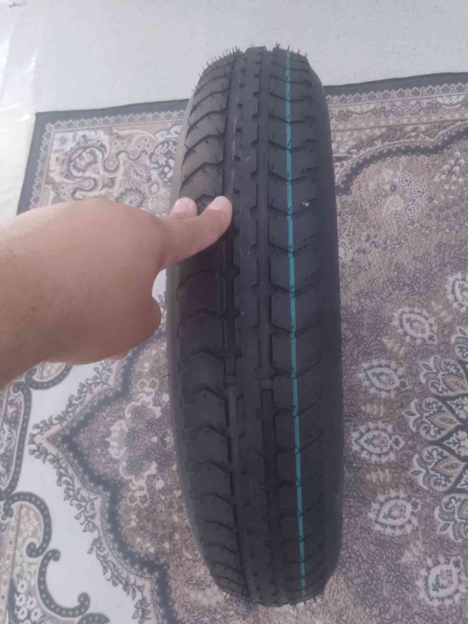 شباب شفقه جامه خلفيه كامري من موديل 2018 لحد 2025 سبير جديد ما مستخدم و وتك تاير نضيف كلشي مكان بغداد ابيع شلع ***********
