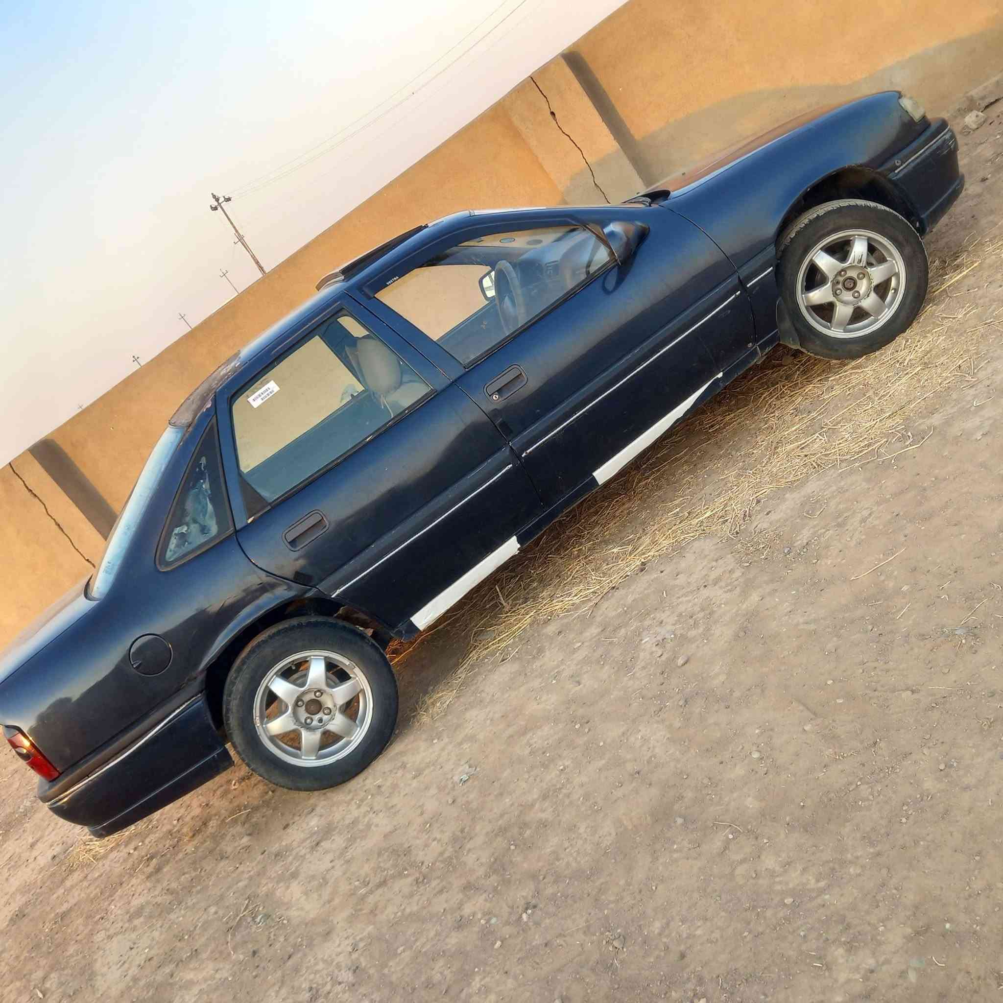 فكتره للبيع حجم١٨ مديل٩٠ رغم مصطره نينوا سعر ٣٥ $$%***********
