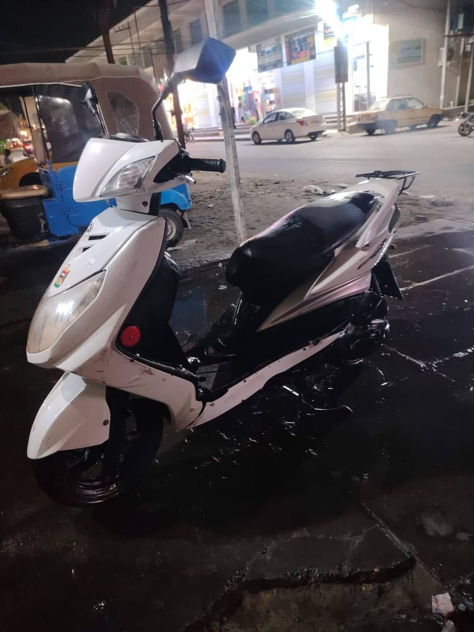 دراجه سكنس فحل نوزل خطين دراجه مكينه مكفوله تنقيص تبخير خير من الله مابيه يي نقص كبل وراقه كامله مكاني بغداد وره صيطره مال شعب بوب الشام سعر ٥٥٠ اوبيه مجال حك جيه مكاني ***********
