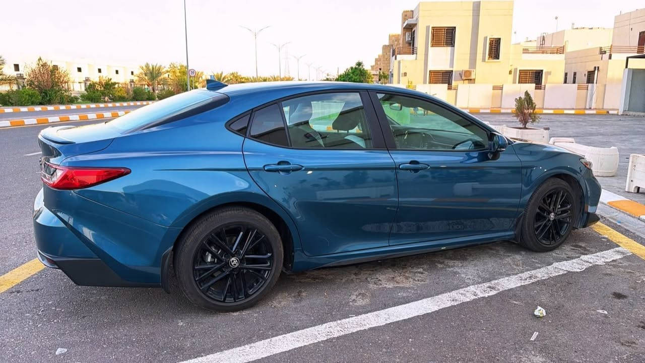 . مكلف بالنشر. 
للبيع | تويوتا كامري SE هايبرد 2026 – وارد أمريكي
🚗 الموديل: 2026
🎨 اللون: شذري
✅ الفئة: SE Hybrid
الرقم. اربيل
⚙️ المحرك: 2.5 لتر هايبرد (225 حصان)
🔄 ناقل الحركة: أوتوماتيك eCVT
🚘 نظام الدفع: أمامي (FWD)
📏 الممشى: 1.000ميل فقط
المواصفات:
تشغيل بصمة (Push Start)
دخول ذكي (Smart Key)
شاحن لاسلكي
شاشة معلومات تدعم Apple CarPlay وAndroid Auto
شاشة عدادات رقمية
كاميرا خلفية
مثبت سرعة راداري
نظام المحافظة على المسار
أوضاع القيادة: ECO / NORMAL / SPORT / EV
فرامل إلكترونية مع Auto Hold
جنوط رياضية 18 إنش
مصابيح LED
مكيف أوتوماتيك
استهلاك اقتصادي ممتاز للوقود
الضرر
نصف جاملغ +ربع باب خلف السائق. صبغ
📍 الموقع: تكريت
📞 للتواصل: ***********
