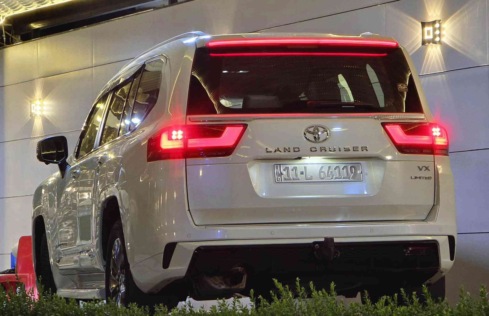 موجود لاندكروز VX موديل 2024 رقم بغداد 6 سلندر فول مواصفات داخل احمر ماشيه 31 الف سعرها 735

موجود لاندكروز GXR ساز لمتد 6 سلندر فول مواصفات موديل 2025 رقم بغداد ماشيه 5 الف سعرها 735

موجود لاندكروز اسود بريم لمتد موديل 2024 رقم بغداد 6 سلندر فول مواصفات ماشيه 41 الف سعرها 675

الشراي يتصل ويدلل واذا مراوس عادي اراوس حسب القناعه مكان بغداد الدوره 

***********

***********

***********

***********
