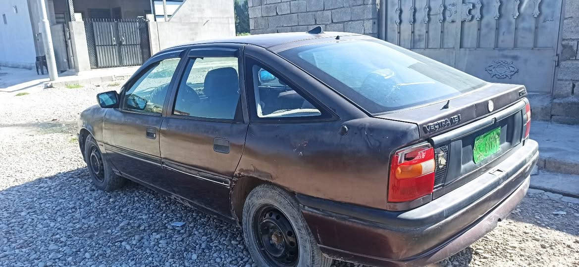 اوبل فيكترا 93حجم 18به بي ليدان *********** اكر, نينوى
