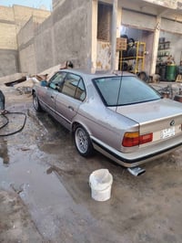 بي ام 525i • محرك 1UZ • نجف