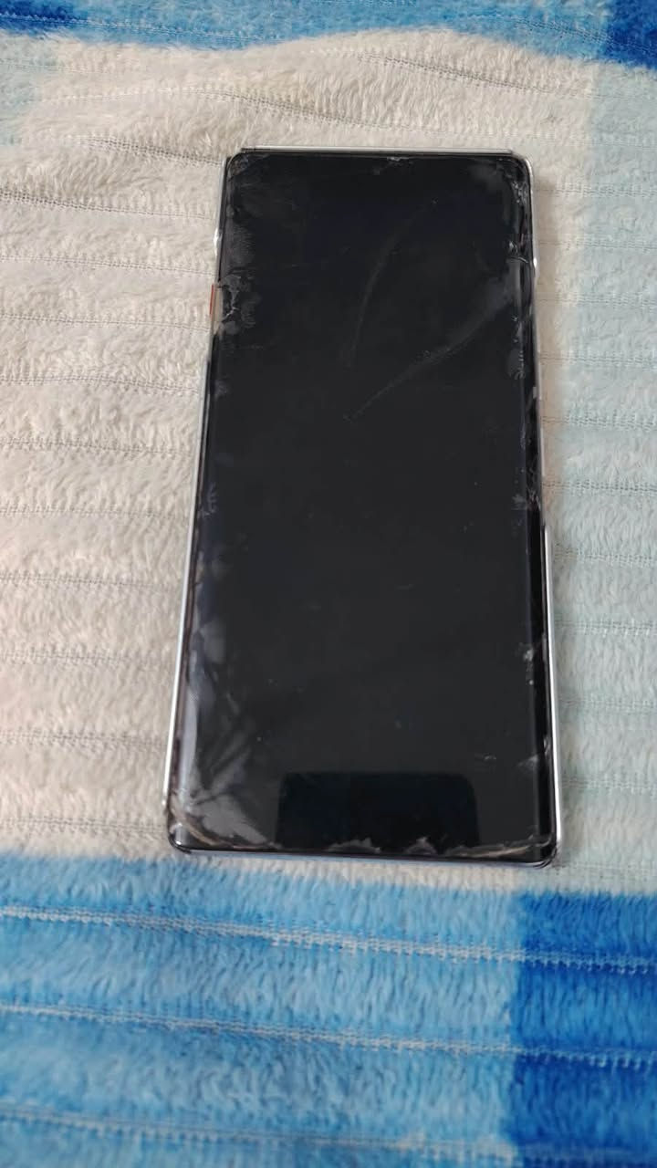 السلام عليكم TECNO CAMON40 pro5Gذاكره 256 جهاز نضيف فقط فطر في الشاشه ما مأثر على اللمس كامره صوت اتصال كله مكفول العنوان الكوفه شارع المعمل قرب المعمل الإسمنت السعر 240 وبي مجال فقط اتصال غير متواجد على الفيس الرقم ***********

نص مكتوب في الصور:
- برنامج تحسين تجربة المستخدم المعلومات القانونية بطاقة الضمان الإلكتروني معلومات الهاتف الرقم التسلسلي إصدار الجهاز رقم الإصدار إصدار Android الشاشة البطارية الكاميرا الأمامية الكاميرا الخلفية RAM هاتفي 16.2.0.150SP09(OP004PF001AZ) V1.3 140902556R000970 < 16 1080x2436 5200mAh 50M 50M OIS+8M ١٢,٠ غ.ب+١,٠ غ.ب