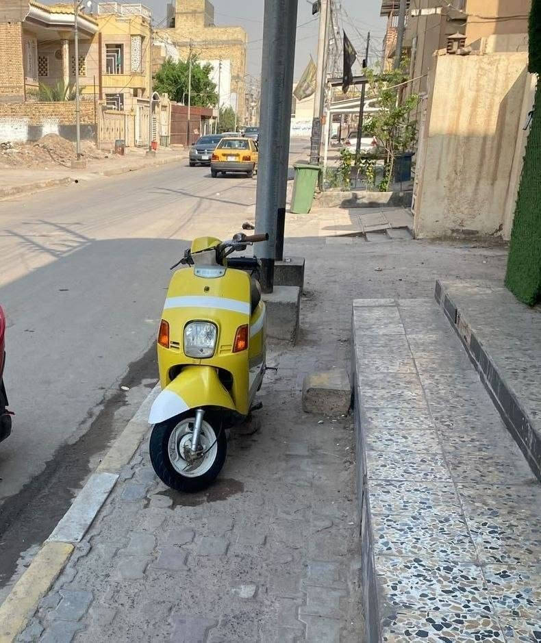 بوليس • دور النفط • للبيع