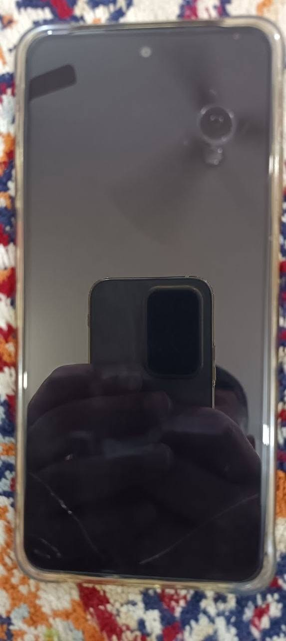 جهاز أوبو A5x ذاكره 128 معالج سناب دراكون بطاريه 6000 بصمه صفح الجهاز مكفول من اي عطل فقط فطر بالشاشه موضح بالصور للبيع رايده ب100 مكاني بغداد مدينة الصدر شراي يتصل ***********
