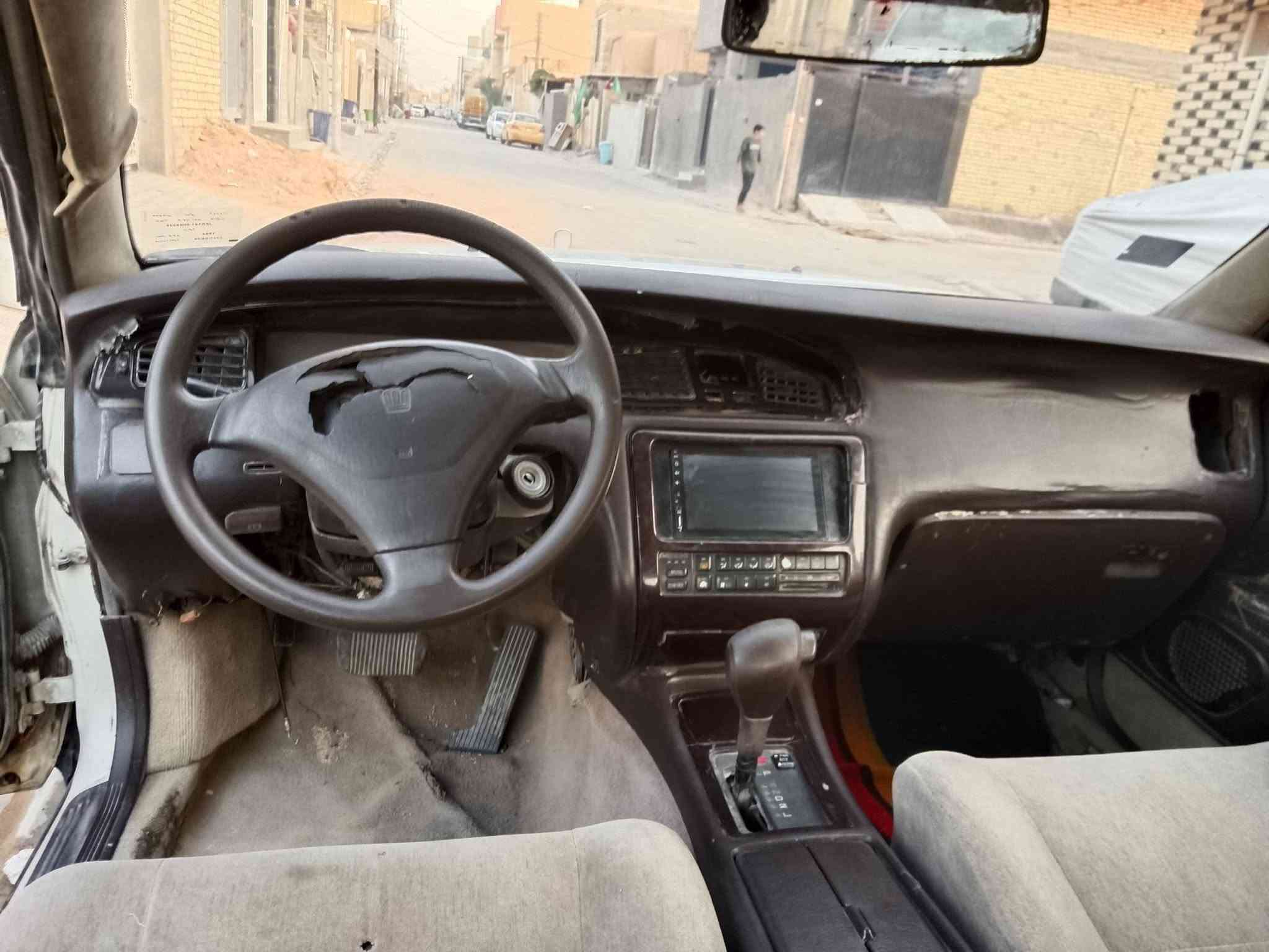 بطه متصل رقم نكليزي بسمي سنويه 2031 سياره مكفوله من الكص ونقل جثه مكينه ثنين ونص سعر 37 وبيه مجال مكاني نجف ***********
