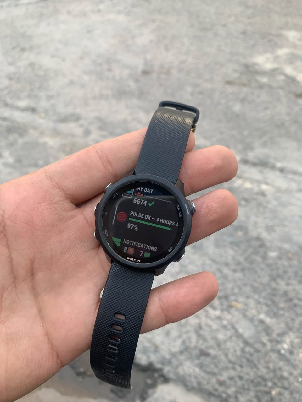 السلام عليكم
ساعه garmin forerunner 245 
نضافه ٩٩٪؜ 
خاصه مال ركض وزن خفيف شحن ممتاز
للمراوس بفينكس finix راس براس 
مكاني بغداد 
***********
