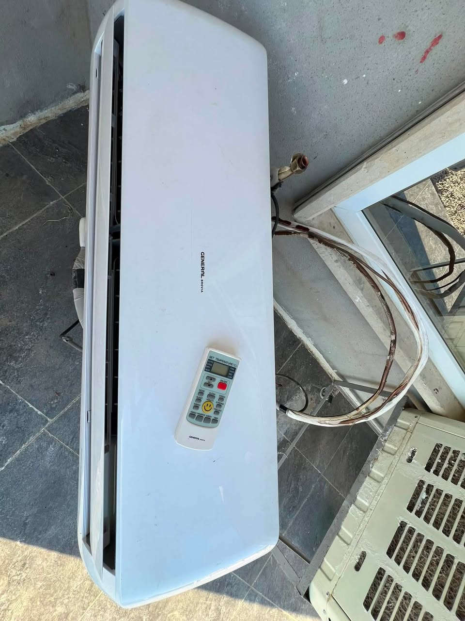 سبلت طن ونص فول نظافة فقط ماعون مشعول ابيعو بسعر تفليش ***********
