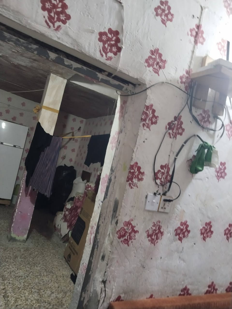 دار للبيع المساحه 112ونص /العنوان حله شارع 80 اتصال *********** طابو صرف

