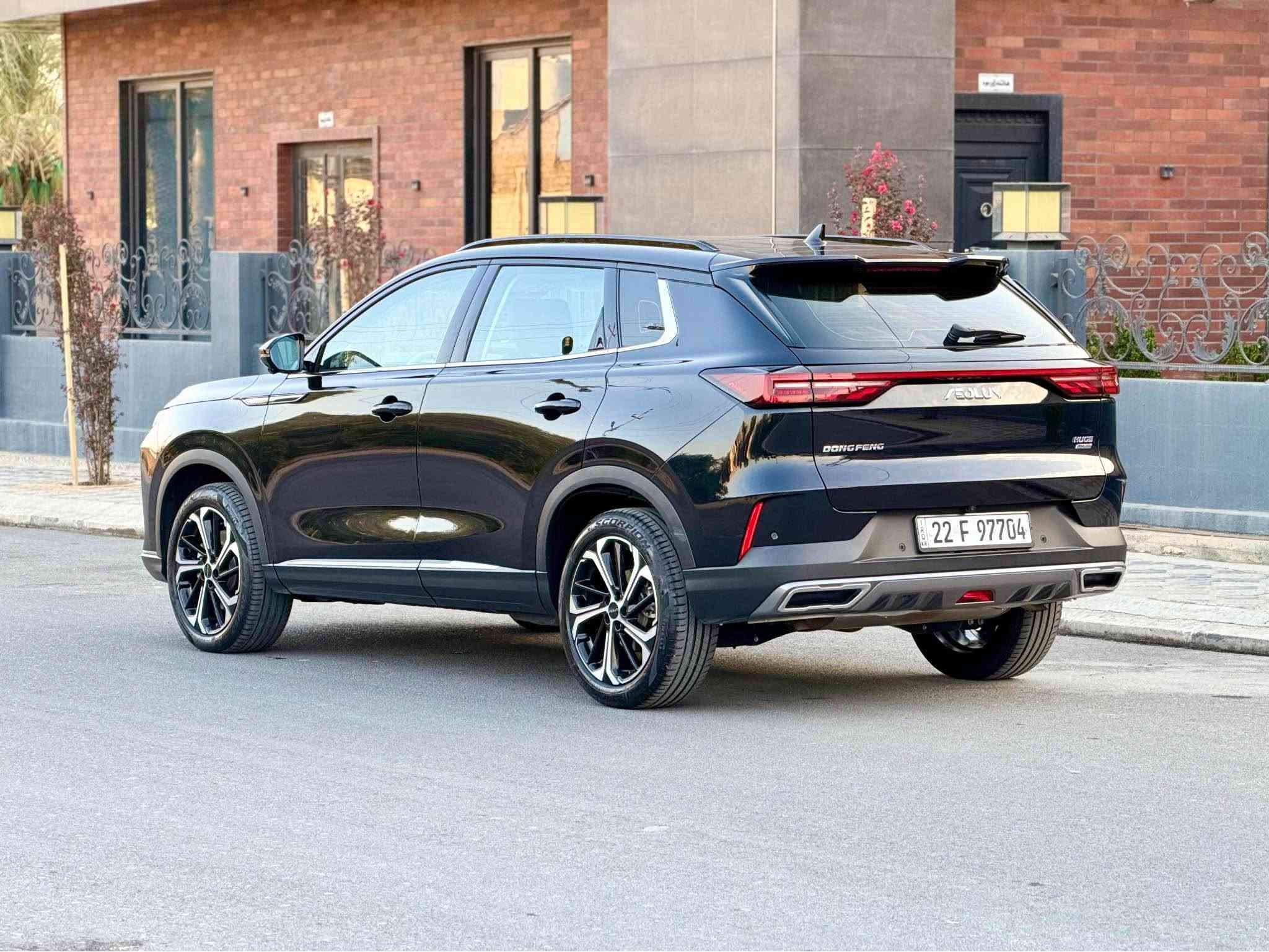Dongfeng Huge  2024 بلک ان هایبرید
قەپات مواسەفاتە کارەباییە شحن هایبرید بەنزین زمان شە ریکای الیس حوبیدی
مەکینەی 1.5 توربویە هێزی ئەسپ 200 پانۆراما بەسمە شاشە گەورە گێچ الکترونی شاشە. کامیرا360 پلە کوشن گەرم و جلد و کارەبایی تحکم ستیرن تحدید سورعە ئوتوهولد سندوق کارە بای
تەنیا 39 هەزار کیلومتر رویشتووە و زۆر تازەیە 
 هیجی نیە لۆکە هە مووشتیکی نویە 
سعری 165 وەرقە 
واتساب *********** أربيل, العراق
