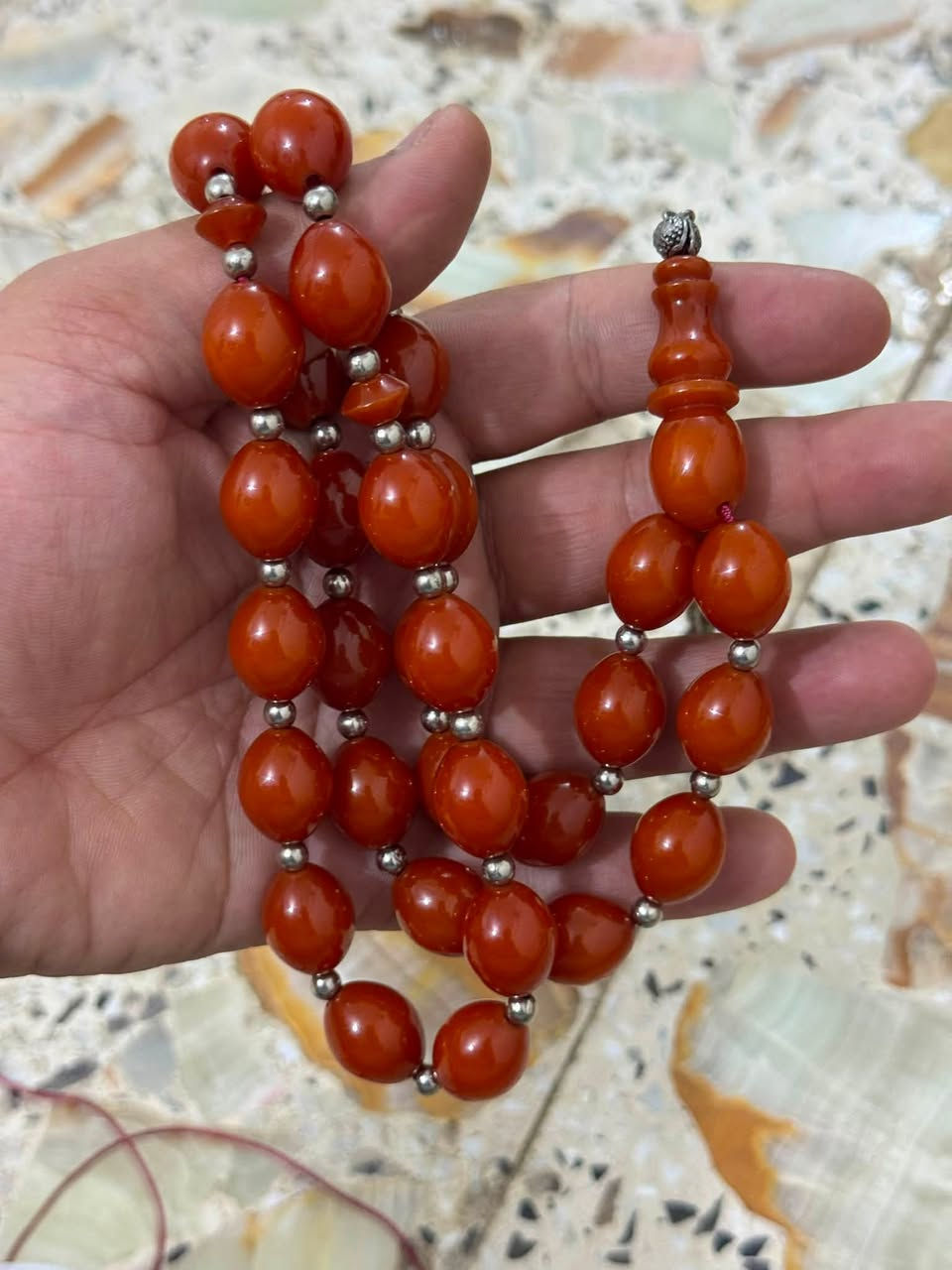 يالله واعدناكم ان نختار لكم كل ماهوه انتيك واصيل نقدم لكم تحفه من السندلوس الماني القديم الانتيك خراطه مصريه لعيون الغوالي 
***********
