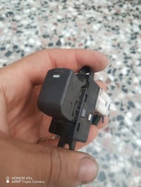 للحجز ارسل رسالة ع واتساب 07733286525  نص مكتوب في الصور: - O HONOR X9...