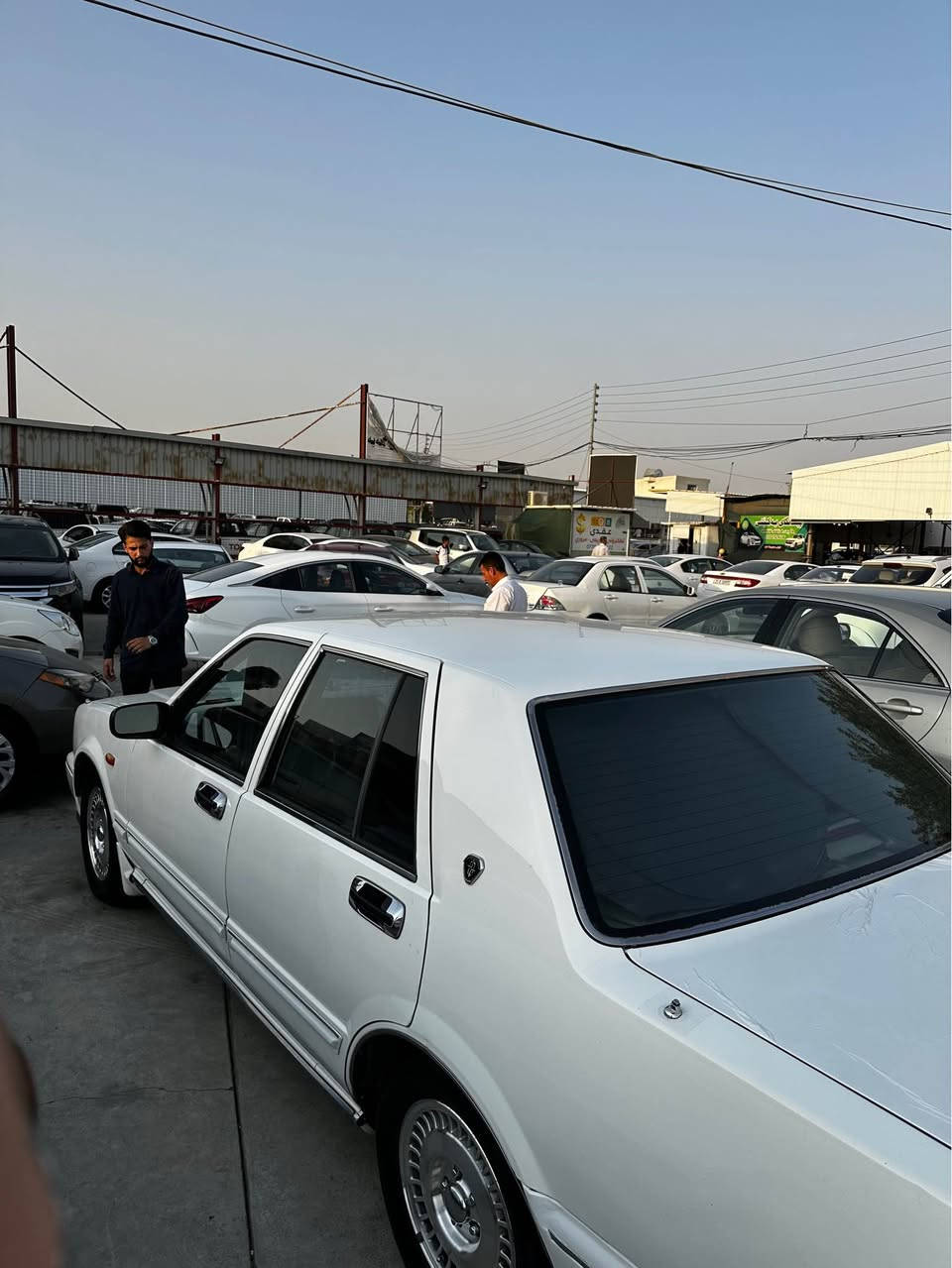 نیسسان سدریک مۆدێل ٢٠٠١  سێ پارچە و نیوی بۆیاخە بێناوگرتن لەسەر هەڵدانە بۆیاخەکەی سەیارەکە زۆر جوان و تازە ماوەتەوە و ٣٠٠ هەزار ڕۆشتوە ناو دەری زۆر جوانە هەموو گیانی بەشەرت ئەیەم ئاڕمی پلاستیکی سلێمانیە ئەوەلیاتی بەشەرتە .

*********** السليمانية, العراق
