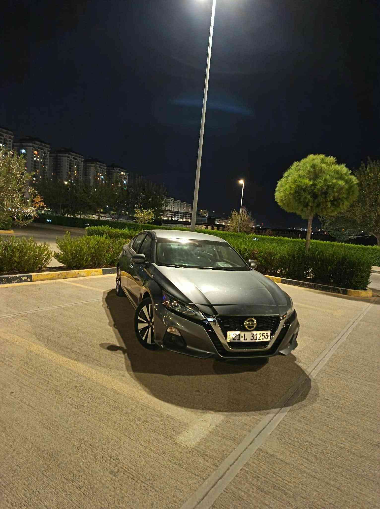 Nissan altima 2022 
مواسەفات SV
‎شەغال
‎بەسمە
‎راداری پێش و دوا
‎راداری خەتی جادە
‎بڕێک بەسمە
‎تەحدید سورعە
‎سپۆرت
‎شاشە گەورە
‎کامێرا
‎گێڕ و مەکینە و تەبرید و تەقەو ڕەقە بەشەرت
یەک پارچەی بۆیاخە 

***********

2022 Nissan Altima Sv
‎ 2022 نيسان التيما SV
‎بصمة ابواب و تشغيل 
‎تشغيل عن بعد 
‎شاشة 
‎كاميرا 
‎رادار امامي و خلفي و جانبي 
‎نقطة عمياء
‎تحديد مسار
‎كشنات كهربائي متحرك 
‎اوتو بريك
‎حساسات 

الضرر بونيد صبخ

*********** السليمانية, العراق

