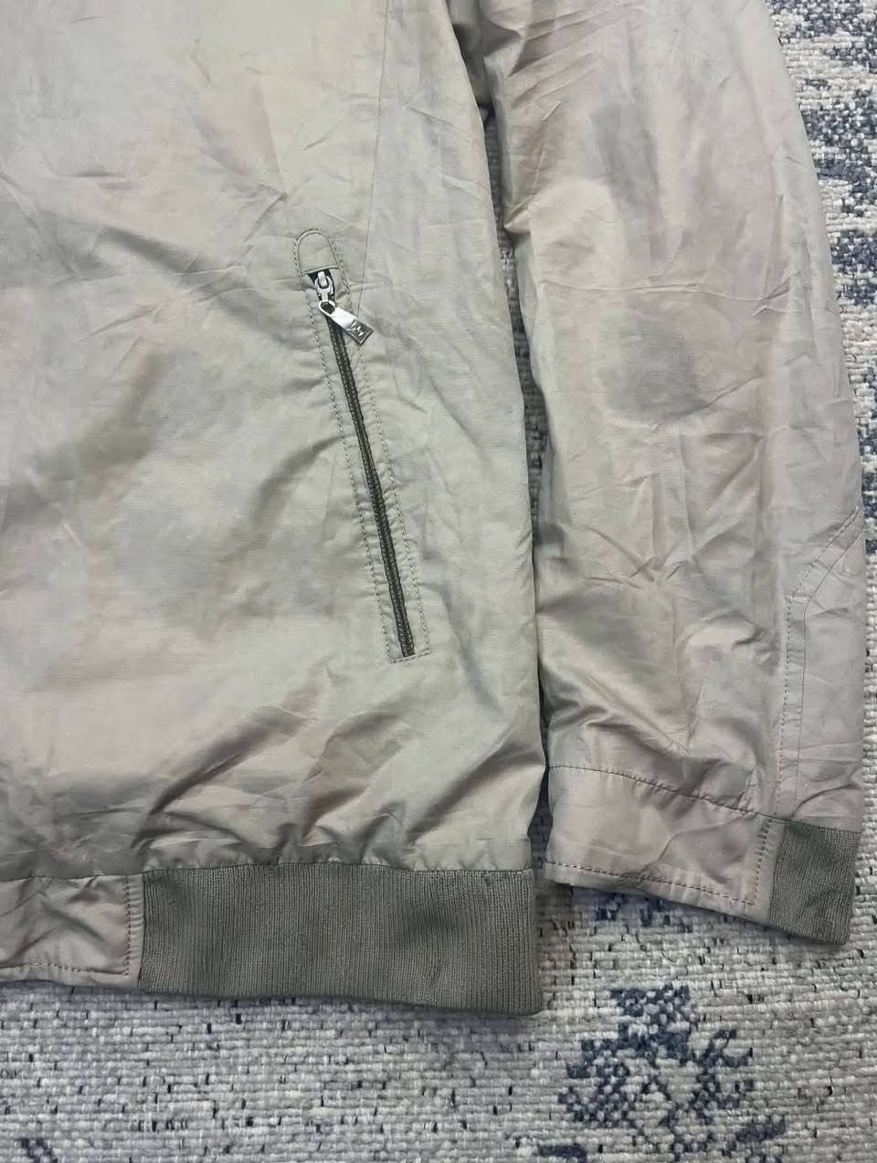 اوربي • غير مستخدم • مقاس L-XL