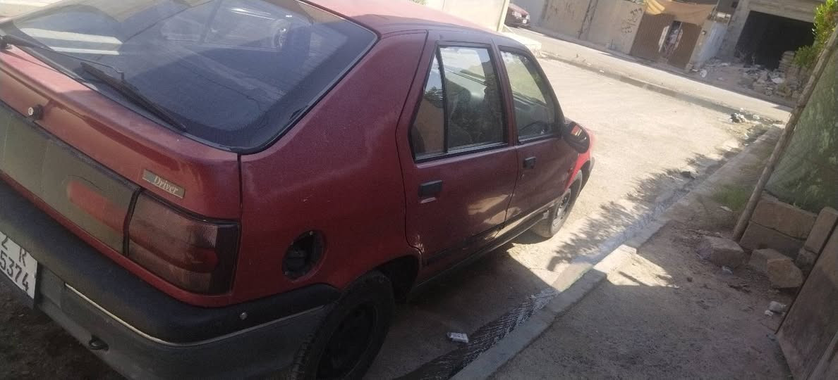 سلام عليكم 👋
رينو موديل 93
رقم نينوى جديد
سنويه جديده
بسمي 
سعر28 
رقم الهاتف ***********/اسيا***********
