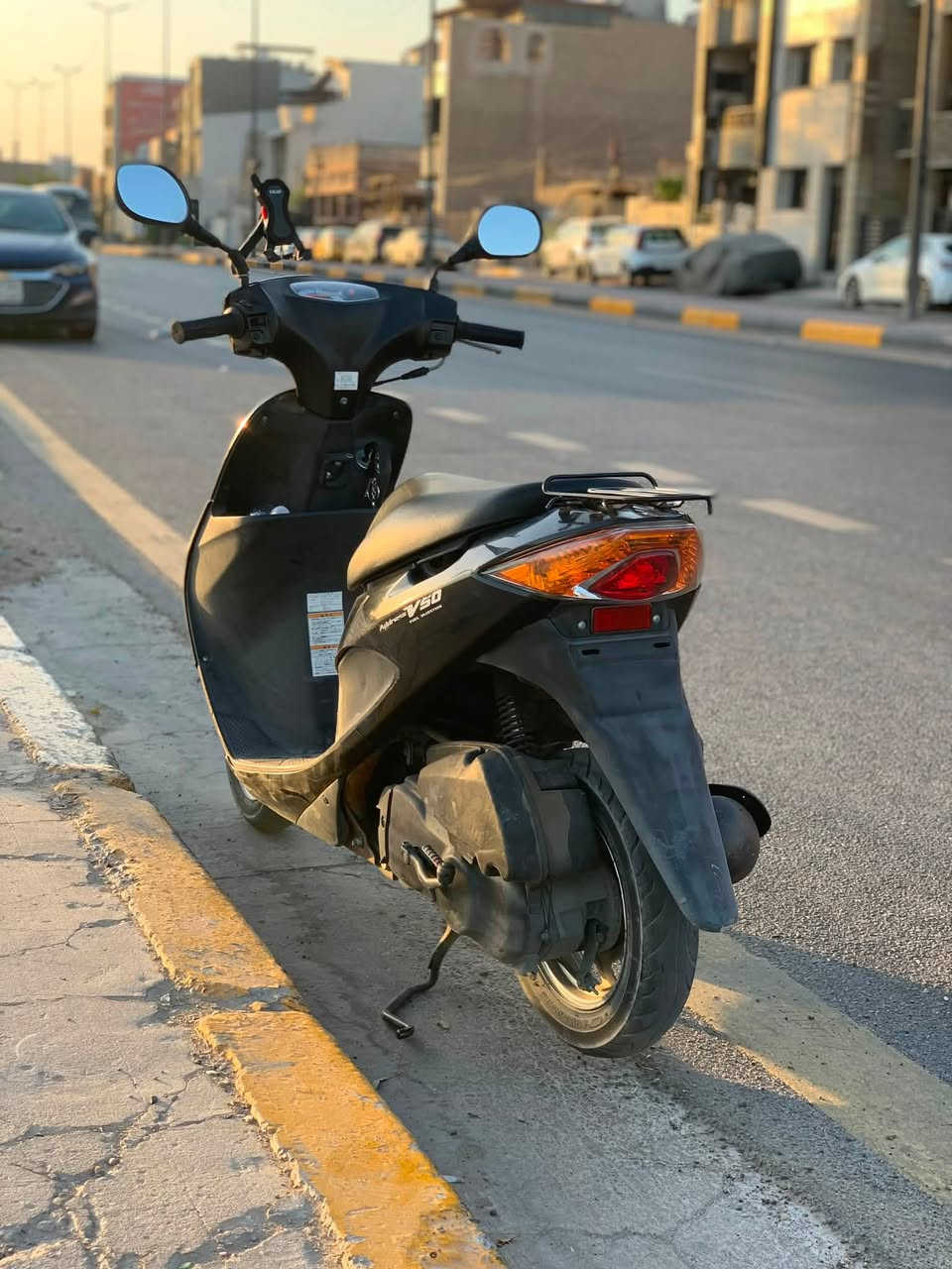 سلام عليكم دراجه 60 سازوكي ياباني اصلي السعر 450 وبيها عطل بسيط الشراي يتصل على هذا الرقم ***********
