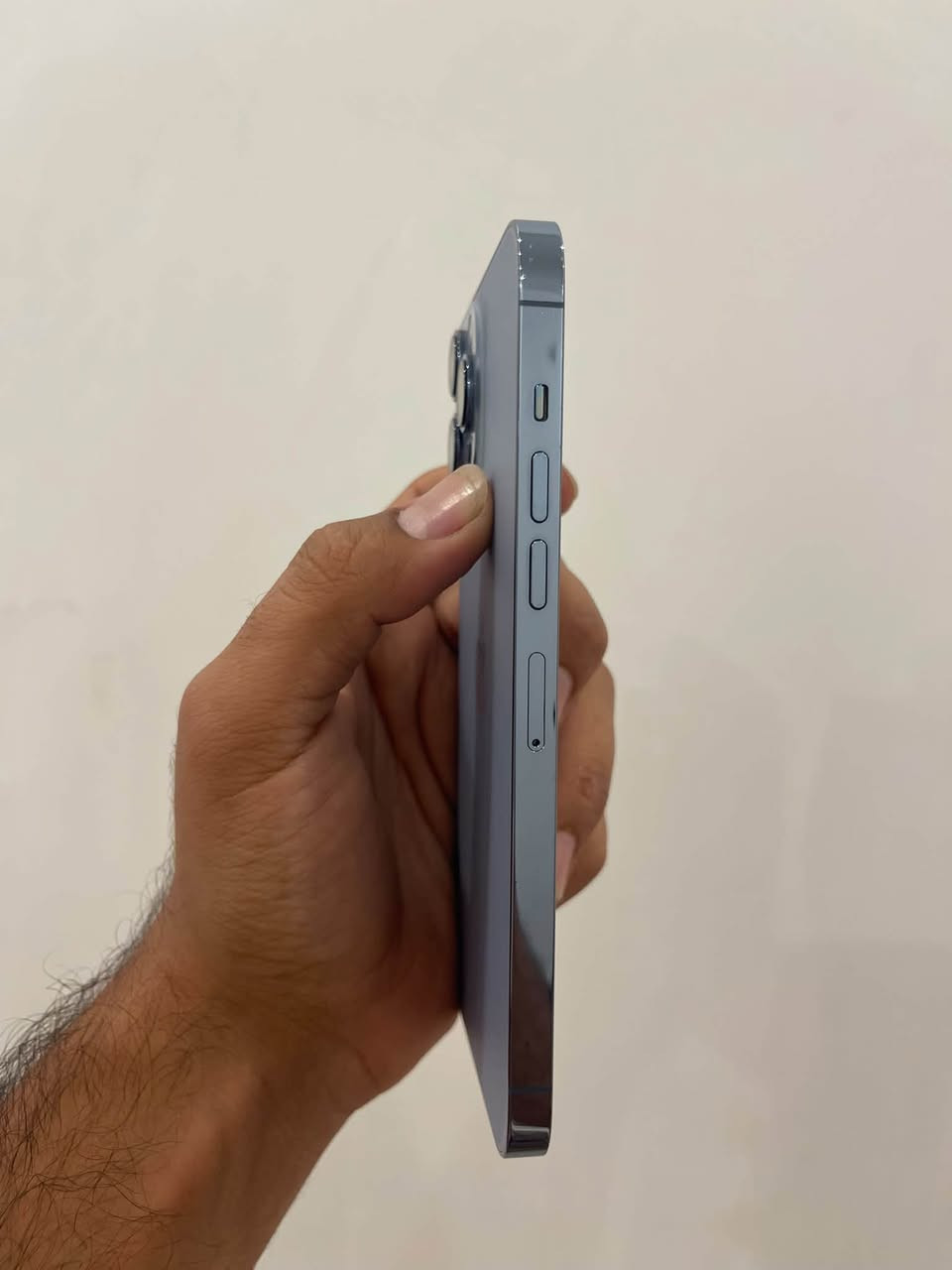ايفون 13 برو ماكس • ٢٥٦ غ.ب. • بطارية ٨٧٪