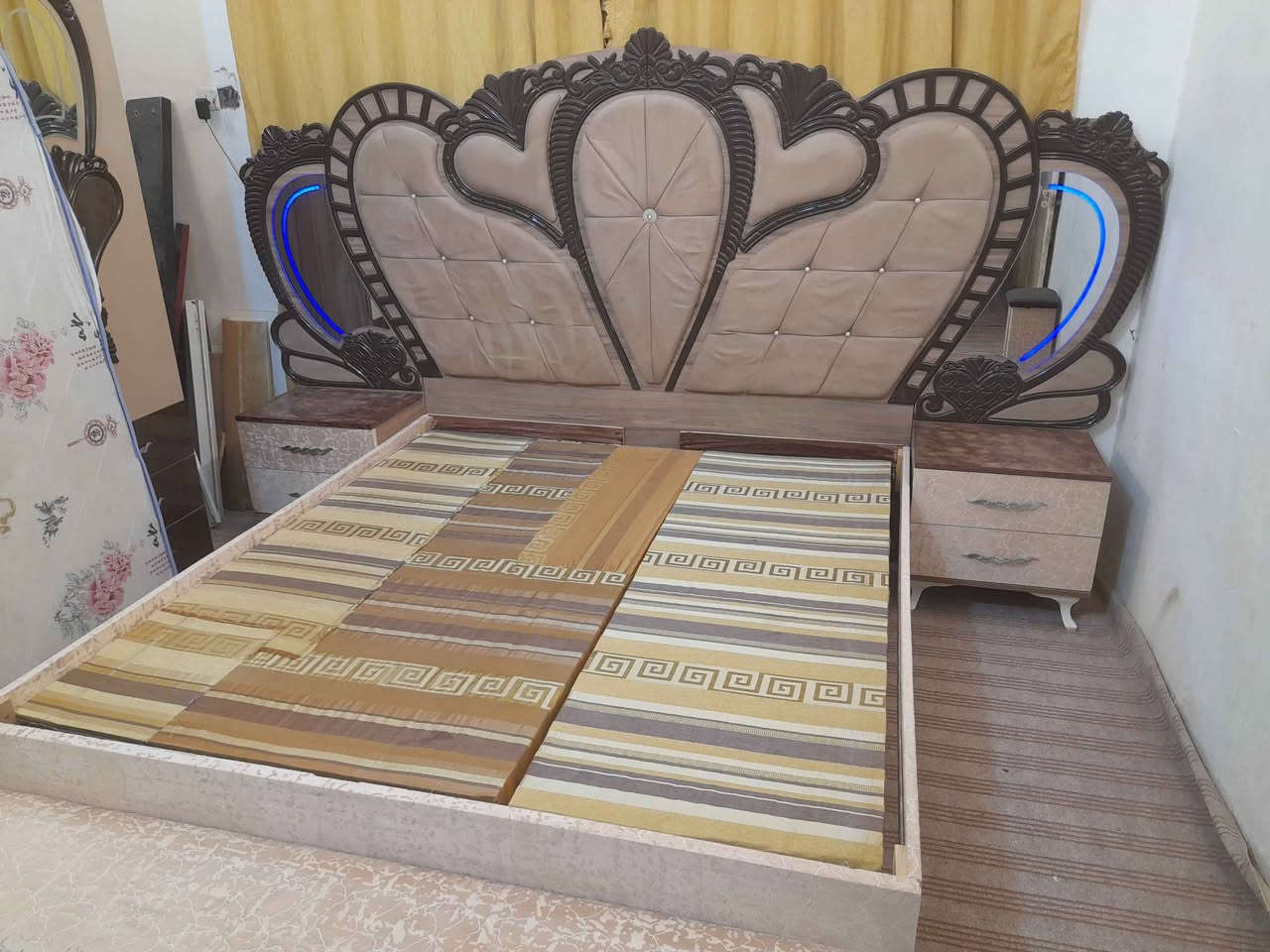 غرفة نوم تركي مستعمل 
عنوان الزبير للستفسار *********** الزبير, البصرة
