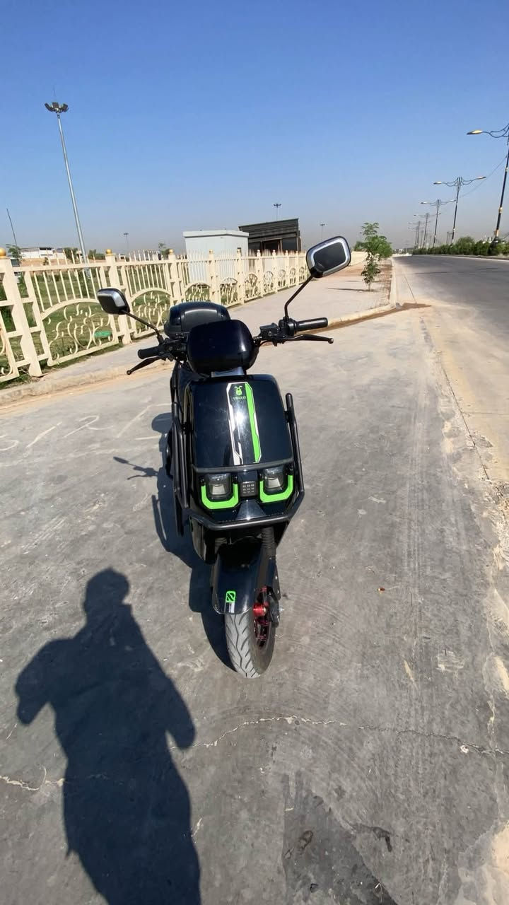 مأطور شحن اوباما للبيع الماطور كدام عينك نظافته فقط بطاريات نص عمر  ويحتاج حساس الماطور يمشي كلشي مابي يودي ويجيب ٢٥ كيلو على هذوله البطاريات وبي سماعه بلوتوث وكثير شغلات واط تريد اصلح الحساس هم ماعندي مشكله السعر 550 وبي مجال رقم *********** وبي واتساب
