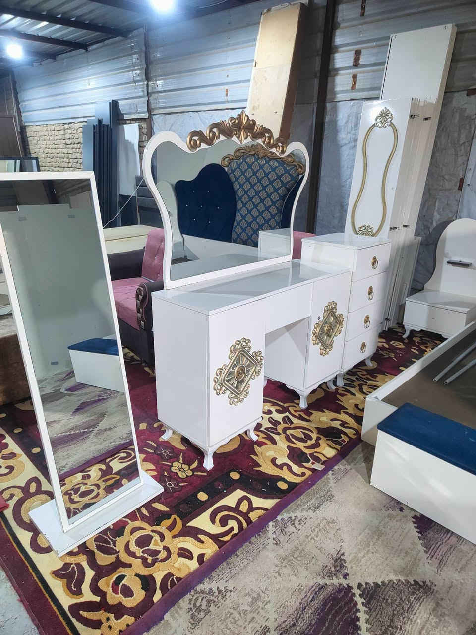 غرفه 8 قطع • كلش نضيفه • مجال بسيط
