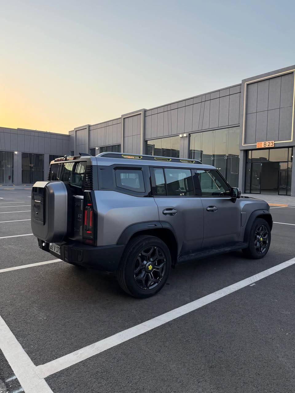 Jetour T2جیتور
مودیل2025
13,000km
5سال ضمان شەریکە هارلم
کلین تایتل بدون صبغ  رقم اربیل»مکان اربیل
محرکV4پستن20Tتوربو
دەبل اکسل4*4
فول فول فول مواصفات
***********
***********
***********
واتساپ أربيل, العراق
