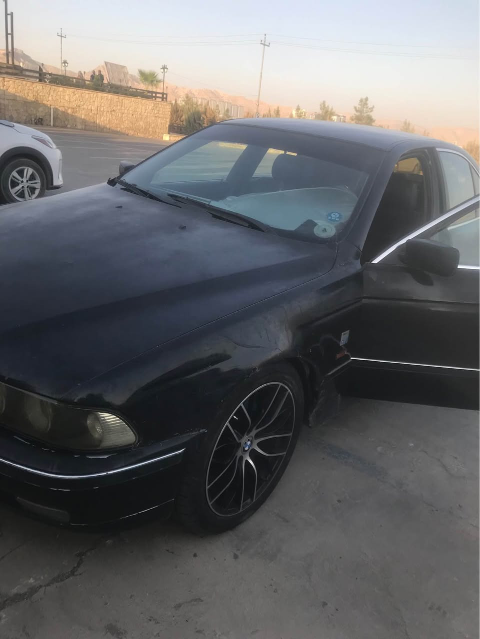 مكينه 528
فوله به س سلايدنينه 
كيرومكينه شرتن
منافس ابراهيم خليل غرامات شراتن
سعر45$مجال
ت/*********** دهوك, العراق
