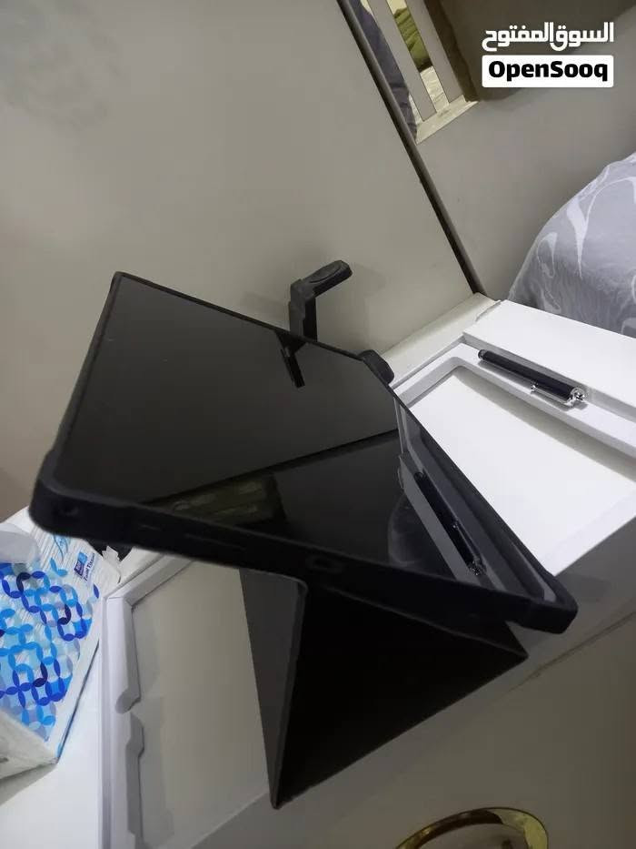 تابلت pc نوع flycoay اصلي جديد
نظام اندرويد قياس 14 ....حجم لابتوب
فول موصفات
يعني تاخذ جهازين بجهاز واحد تاب ولابتوب
 ذاكرة 256 G 
معالج رام 24 G يعني فول العاب 
4 مخارج صوت اعلى من الابتوب
منفذ سيم كارت ...منفذ رام اضافي
3 كامرات ... واحدة اماميه و 2 خلفيه
الملحقات
حافظة. ... قلم .... سماعات... شاحنة
السعر 300  
العنوان .... بغداد شارع حيفا 
***********
