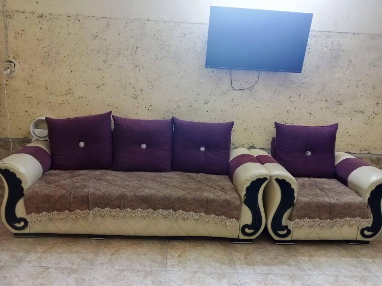 تخم نظيف بسعر 200 قفل 
*********** شراي يتصل ع هذا الرقم
