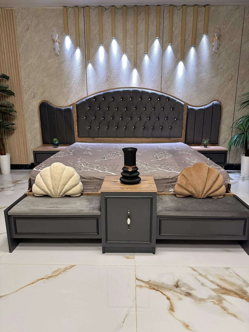 بشرى سارة إلى أهلنا في النجف الاشرف والكوفة المقدسة. 
نـعـلن لـكـم عـن الإفـتـتـاح الـرسـمـي لـ:
💎 #مـعـرض_الـمـديـنـة_الـمـنـورة_لـلأثـاث_الـمـنـزلـي💎

 عــــروض_خاصـــة وخصومات_رائعه لغرف النوم التركيه بمناسبة الافتتاح 
السعر/مليون 570الف دينار عراقي
  عدد القطع /10
....................................

📍 الـعـنـوان:
النجف الأشرف ⟵ الكوفة المقدسة ⟵ شارع المعمل ⟵ مقابل فرع معمل باتا.

________________________

 📞 لـلـحـجـز والاسـتـفـسـار:
📲 ***********
📲 ***********
✨ فـخـامـة مـنـزلـك تـبـدأ مـن هـنـا ✨
________________
