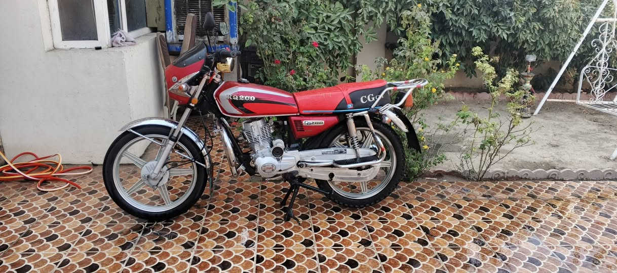 جني محرك 200كي جي نظيف المديل 18السعر 550كله ابلادي رقم الهاتف ***********
