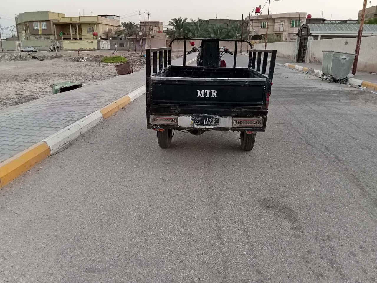 ستوته للبيع رقم اسود مكفول  شاصي مكفول بدي نضيف تايرات خطه مديل 9 اكسن كبس كهربايات شغاله نكره سلف مكينه نضيفه ناعمه ما مفتوحه اشاير شغاله ستوته نضيفه الرقم *********** 👉👉👉👉

