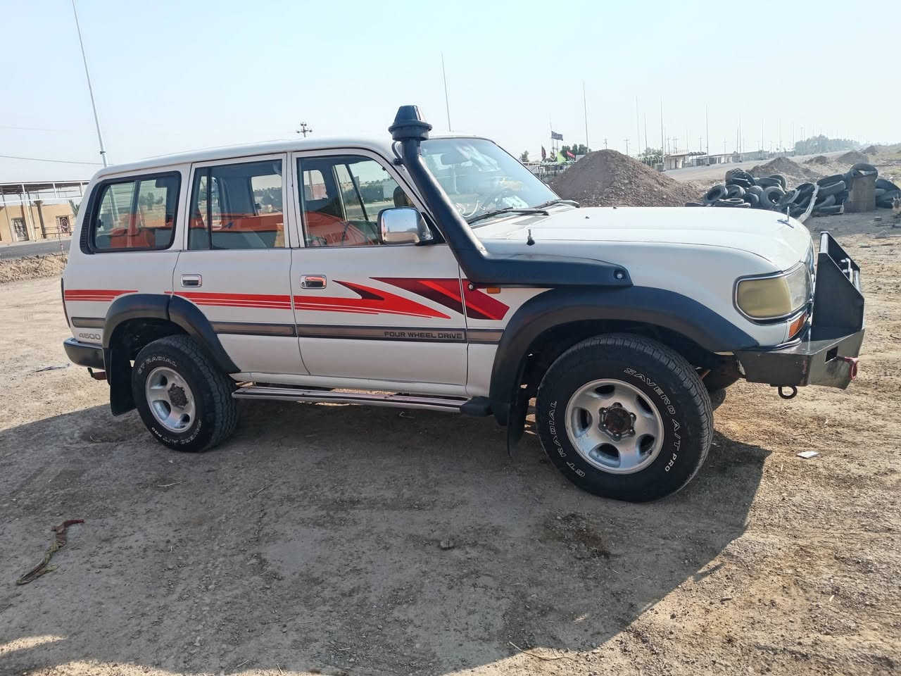 السلام عليكم لاندكروز ليلى علوي للبيع سياره وضع شريكه محرك سته سلندر جير عادي كفاله عامه السياره محرك جير اكسلات حداديه تخم تاير تبريد ويا السويتش سياره جاهزه خير من الله درهم بيع وترهم مراوس بيكم انفلونزا حسب القناعه سياره رقم نجف باسمي تحويل ثاني يوم سنويه لل 30 هزه ما ساقطه تفاصيل بالفيديو السعر 85 ورقه الاستفسار الاتصال بالارقام *********** ////***********
