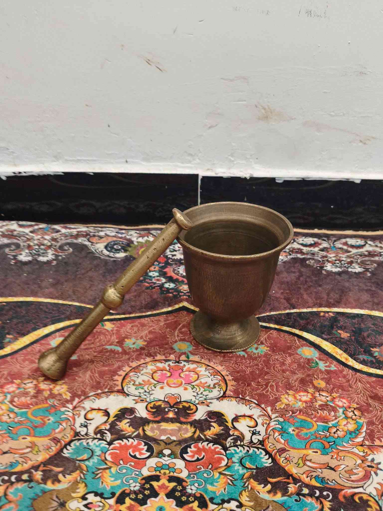 الكبير طول الهاون 18 طول اليده 27 الوسطاني طول الهاون 15 طول اليده 23/ونص
الصغير طول الهاون 13 طول اليده 20 السعر 250 ألف وبيهن مجال للاستفسار إتصال أو وات ساب ***********مكاني بغداد مدينة الصدر
