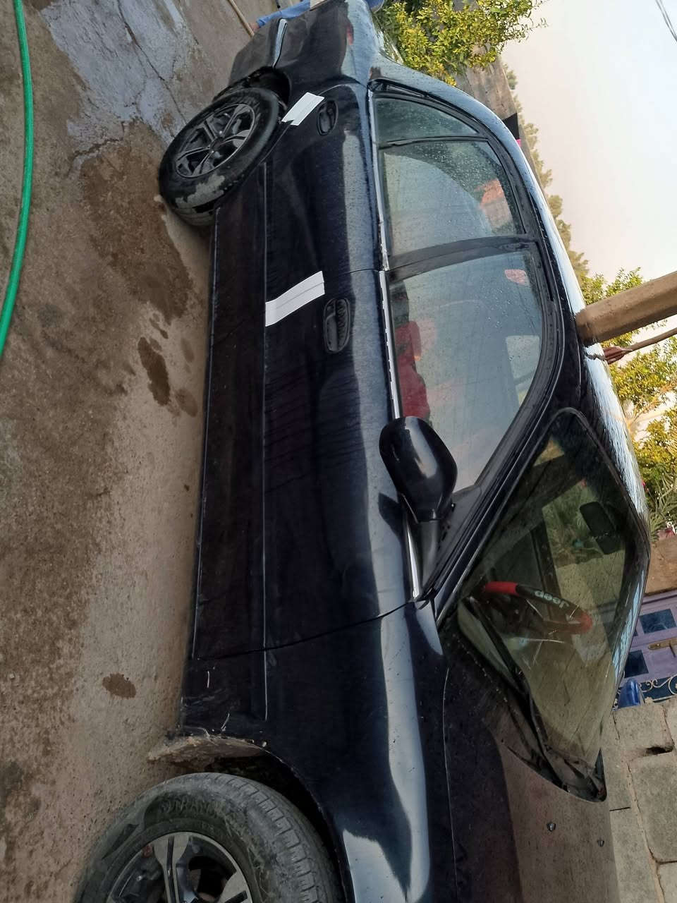 سوناتا تو للبيع موديل 93  رقم جديد كير عادي  كير محرك خير من الله السياره مصبوغة جديد تعمير حلو السعر 40 وبيها مجال للستفسار الاتصال على الرقم ***********
