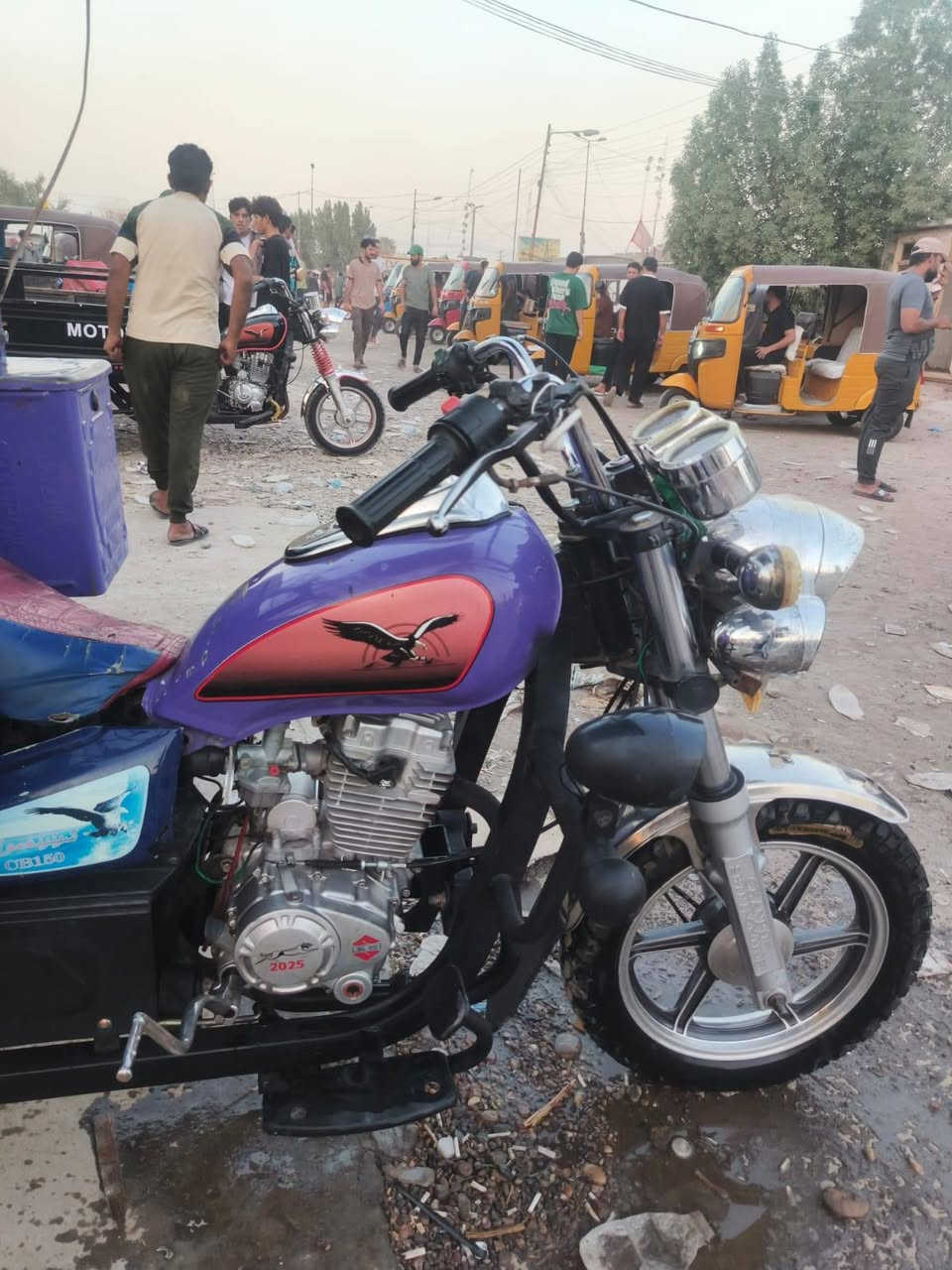 مرحبا شباب سلام عليكم
ستوتة لبيع مثل ماموضح بصورة 
موديل 2023
مهجر تفصال كامل
دمامات شغالات فول 
تايرات چوبلس كلش نضيف مرتب 
محرك حسب الفحص ولقناعة 
محرك موديل 2025
كاملة جاهزة خير من الله 
اوراق كاملة بدون رقم 
العنوان بغداد شعلة چكوك قريب على معارض چكوك
السعر 2500
***********
