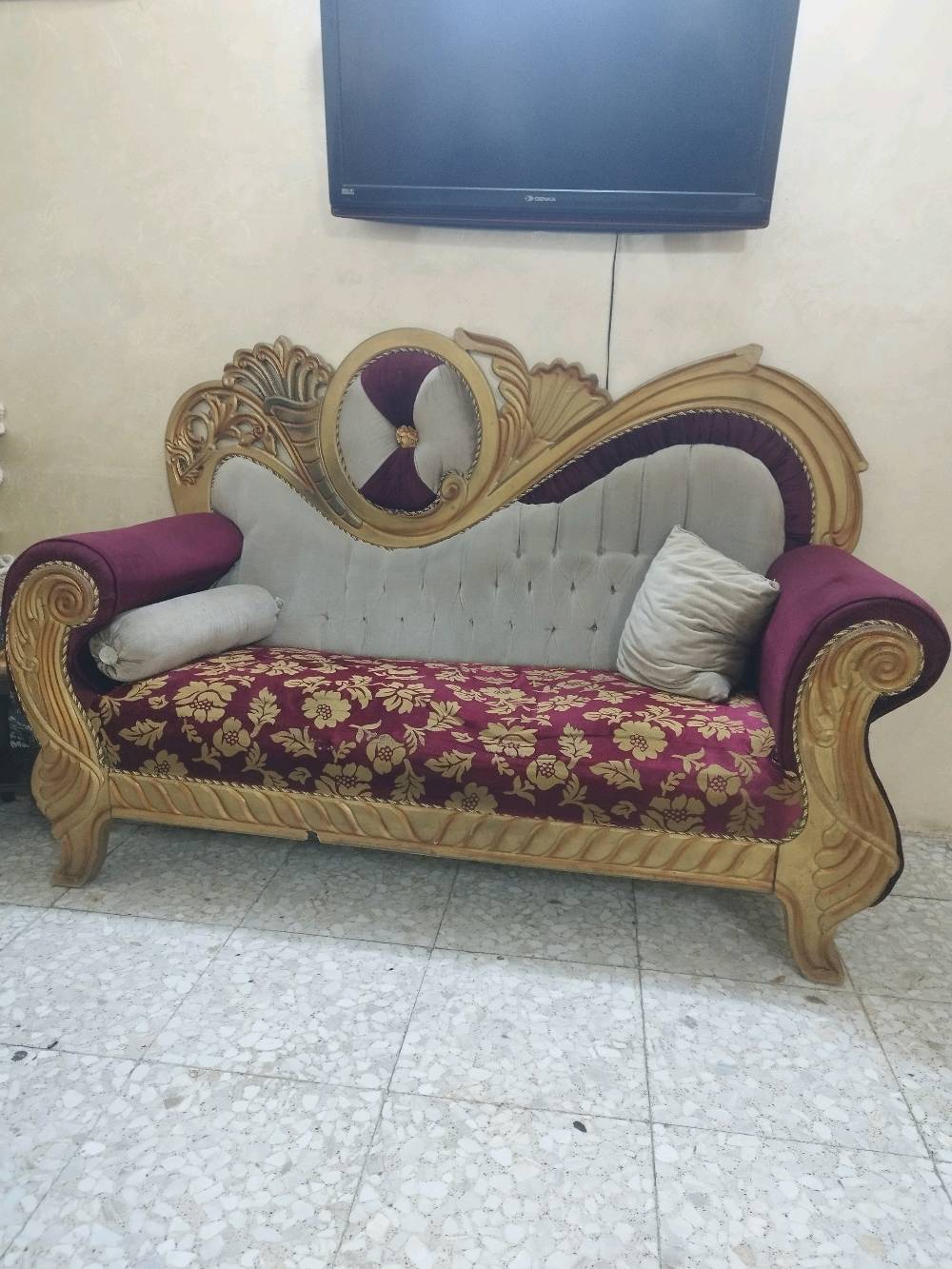 تخم عراقي للبيع 
بغداد جسر ديالى  
رقم التواصل ***********