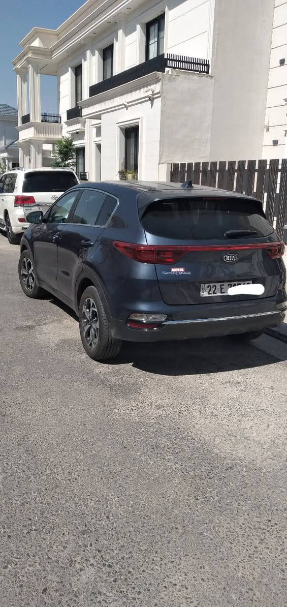كيا سبورتاج موديل  21 امريكي 2.4 gdi
مواصفات السيارة lx بدون سلايد بدون بصمة باقي المواصفات كامل
ماشية 83 km السيارة كلين بدون ايرباك بدون ضربة (تخريب ومحاولة سرقة)
تعديل بارد في الصندوق الخلفي وباب السايق صبغ فقط
السيارة نظيفة جدا واني المالك اول مادخلت (ماشية 8km)
السعر 160$
مكان السيارة اربيل

***********
***********
