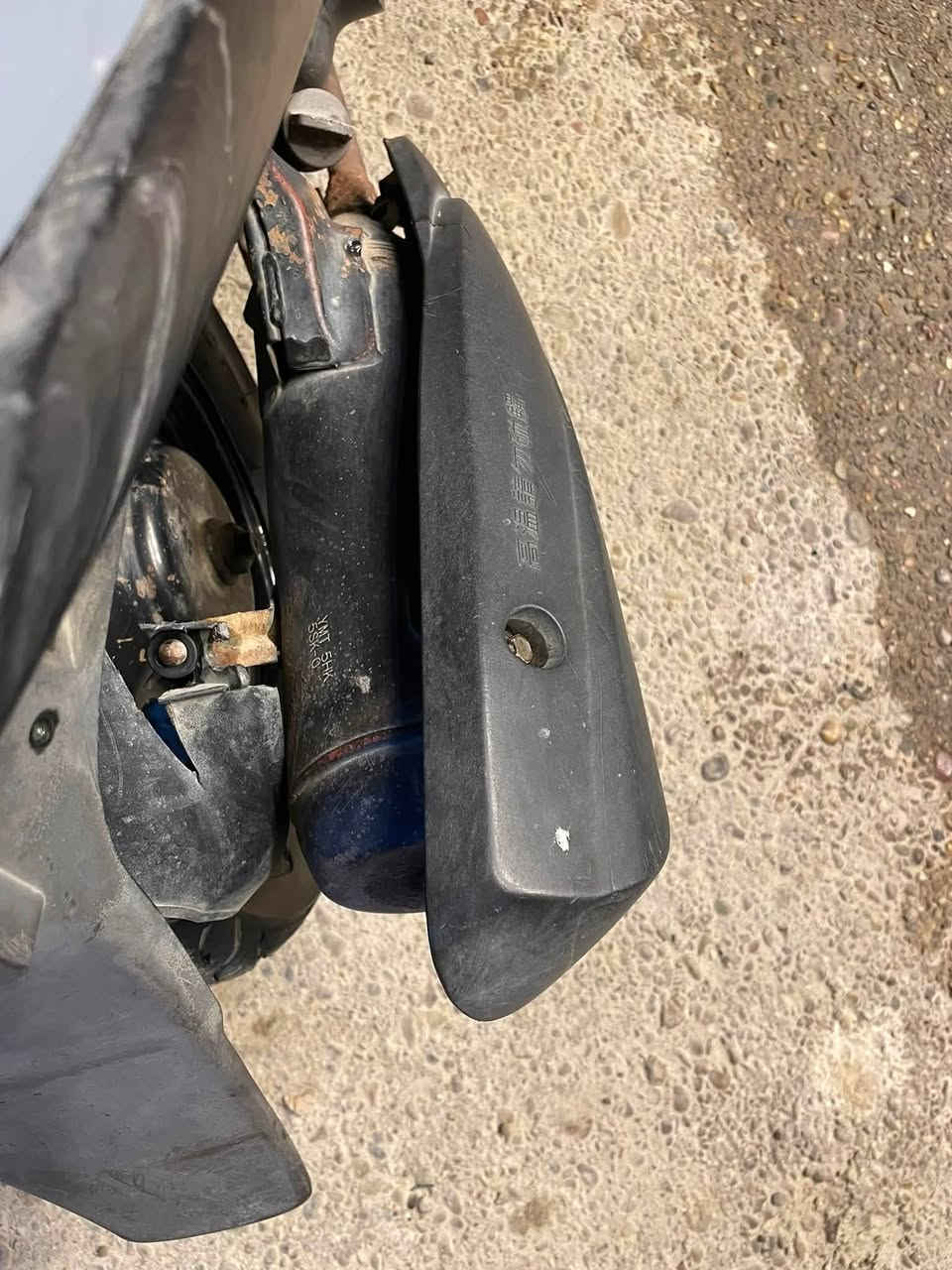 السلام وعليكم ماكس عدله بلاديه 
مكينه خير من الله شرط خرسه 49 
دراجه ختم واحد من طول لطول
قفل جنطه وستيرن بريك خلفي وامامي
دبلات بلاديه شرط متحس بطسه خير من الله 
شغاله سلف هندر 
كهربائيات من طول لطول شغاله 
سلف اشاير سكنات لايت عالي ناصي دشبول لونين
مكاني الدوره البوعيثه شراي اتصل
***********
