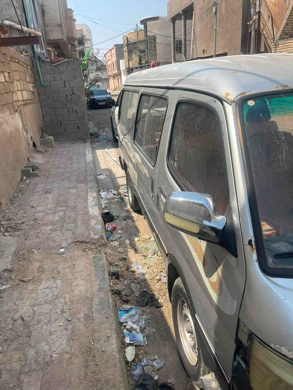 سلام عليكم كيه فتون البيع سياره مكينه وكير مكفولات وكسن مكينته ونجي 6اسلندر حداديه نص عمر دواخل يرادله دوشمه موصليه سياره حلوه باتري جديد كهربائياته كله شغاله سعر 25وبيه مجال قليل رقم ***********مكاني البصره
