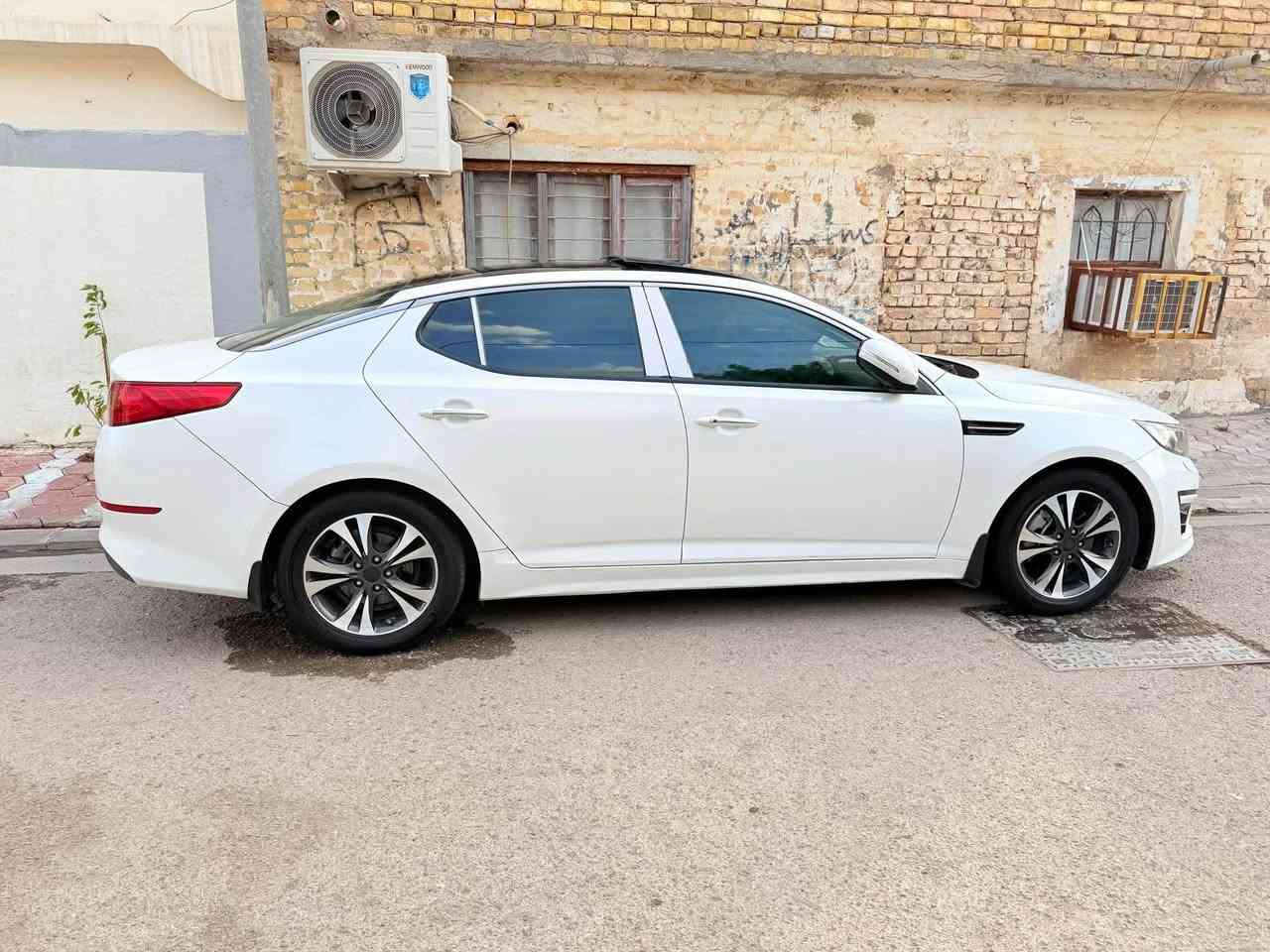 السلام عليكم 
اوبتما 2014 شكل 2015 خليجي
فول موصفات 1/1 vip 
بنوراما كشنات تدفئه تبريد 
مكينه 2400 السياره كفاله عامة ماعده بارد قليل مع السونار مرفق بصور رقمه بغداد دولي تحويل ثاني يوم بااسمي 
مكانة واسط 
للاستفسار 
***********
