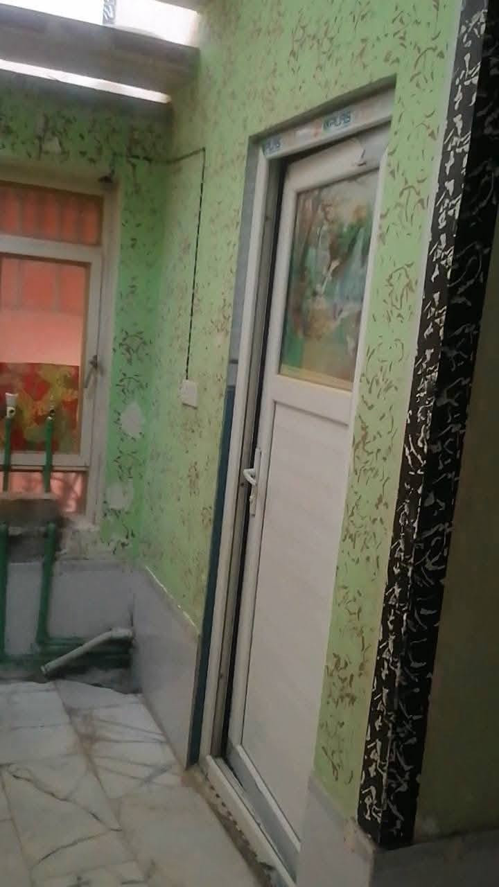 دار سكن طابو صرف للبيع ومراوس 
المساحة ٢١٠ متر
البناء نضيف عالي عن الشارع
استقبال
مطبخ
صالة
غرف نوم عدد ٢
صحيات داخلية وخارجية
طرمة
البناء نظيف جدا ومناسب
السعر ١١٠ مليون مع مجال
الموقع الديوانية حي العسكري قرب شارع ٦٠ اول فرع من تدخل على شارع ٣٠ قريب جدا
للاستفسار أكثر مراجعة مكتبنا التوكل للعقار الكائن في حي العسكري شارع ٣٠ او الاتصال والمراسلة على الواتساب على الرقم ***********
